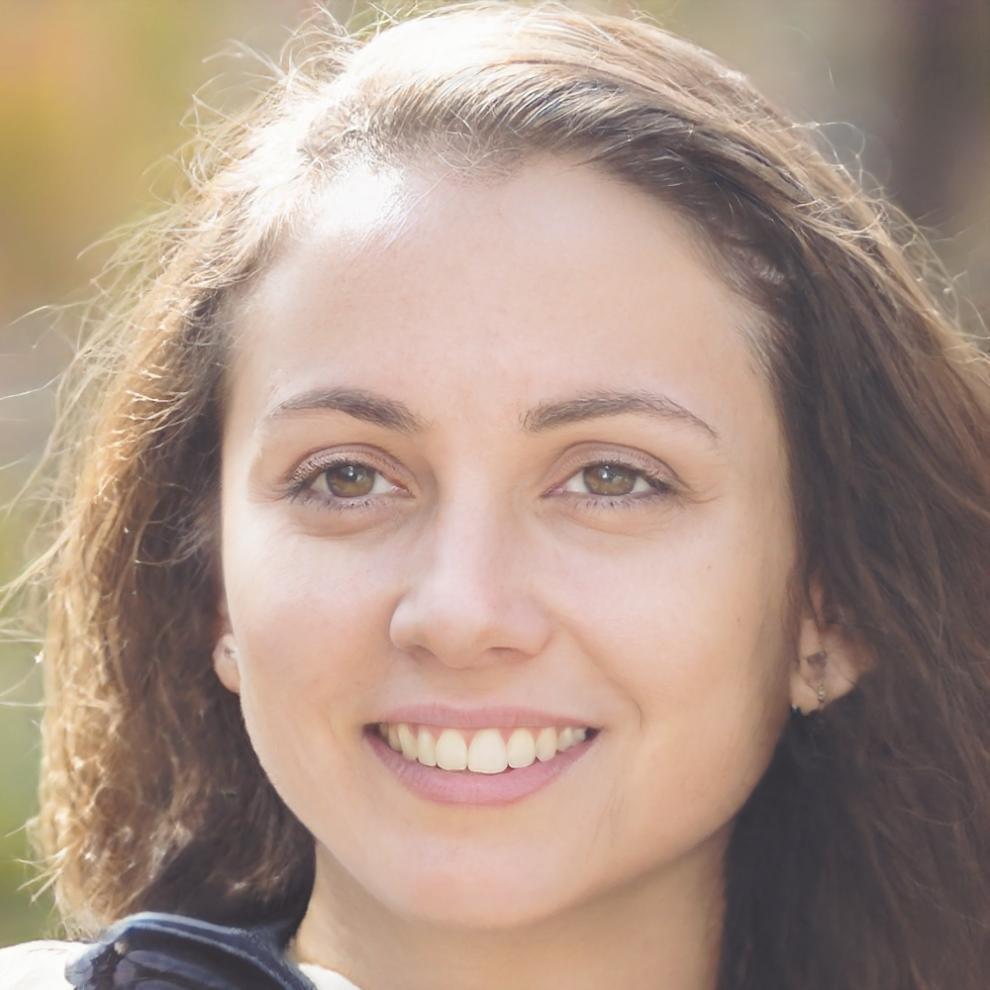 Program Mezunu Elif Kara